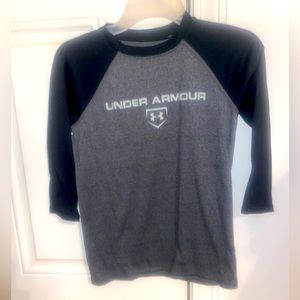 Boys YSM/JP/P Under Armor Baseball style tshirt.